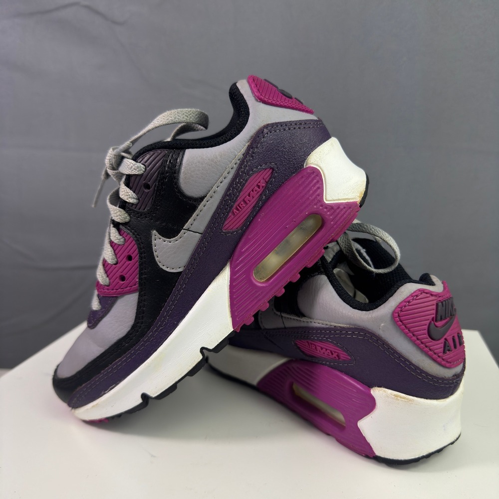 Nike Air Max 90 GS Kids Size 1Y Dark Raisin Gray Purple Casual Shoes HF6358-003